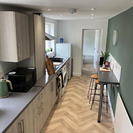 Rose Cottage - City Centre, Hospital Crownwork Studios, Nissan & Stadium Of Light Съндърланд Екстериор снимка